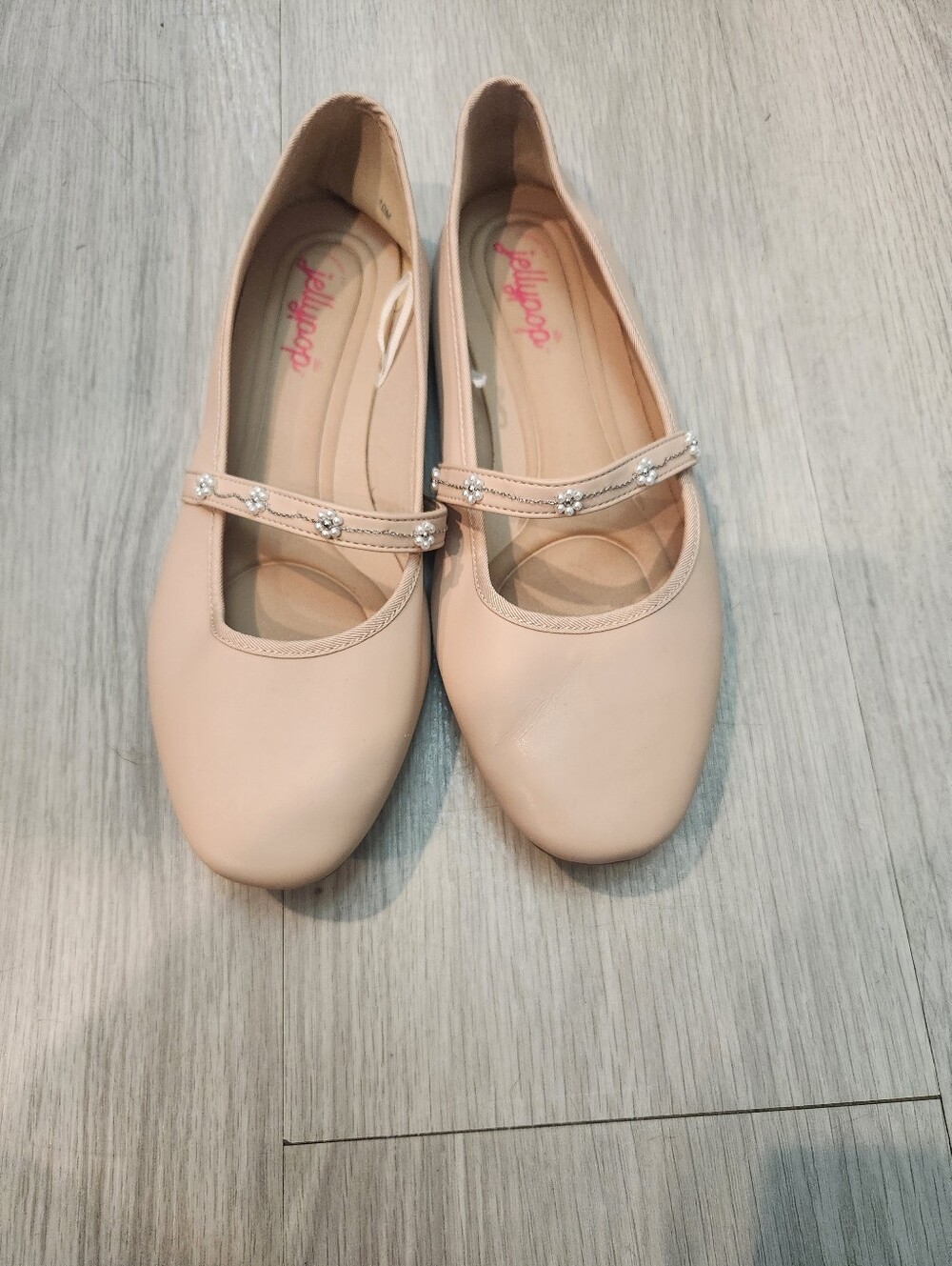 Jellypop Flats Women Size 10 Beige W/Flower Strap Comfort Cushion Kieran
